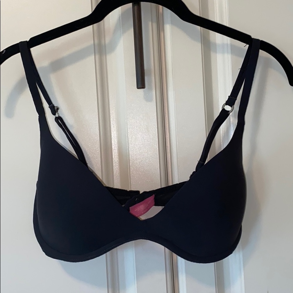 Black Victoria’s Secret PINK Bra